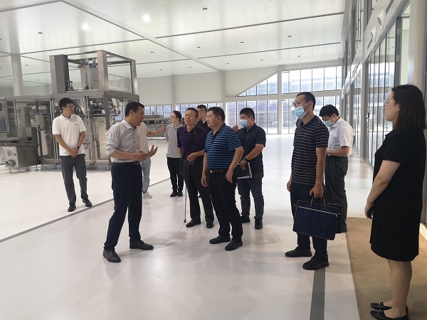 图片6.jpg 雷电竞官网